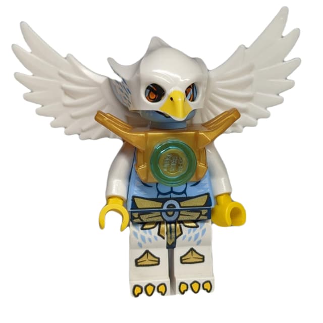 Ewar with Pearl Gold Shoulder Armor