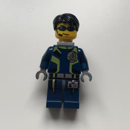 Agent Chase with Neck Bracket