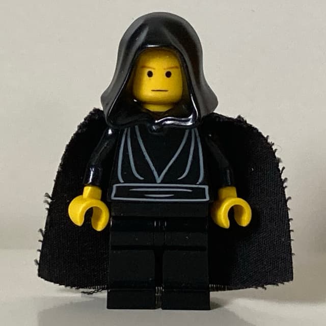 Luke Skywalker, Black Robes, Yellow Skin, Black Cape and Hood