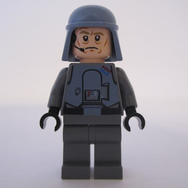 General Maximillian Veers, Sand Blue Helmet
