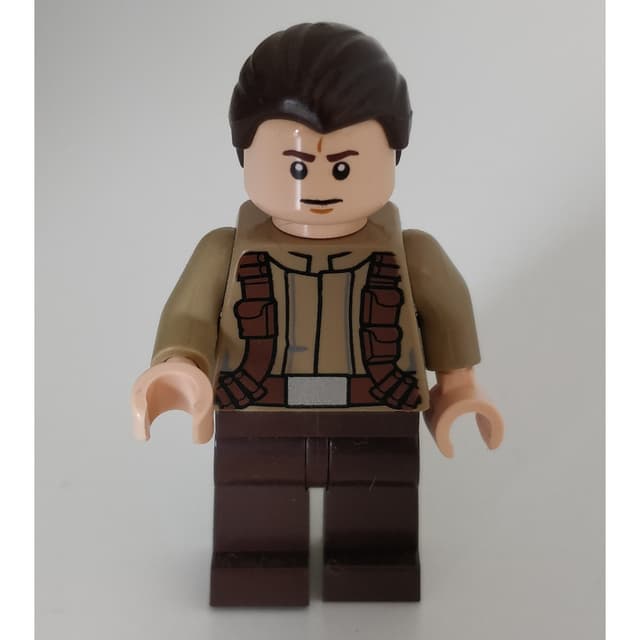 Resistance Soldier, Hair