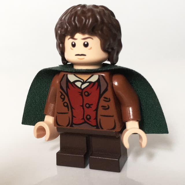 Frodo Baggins - Dark Green Cape