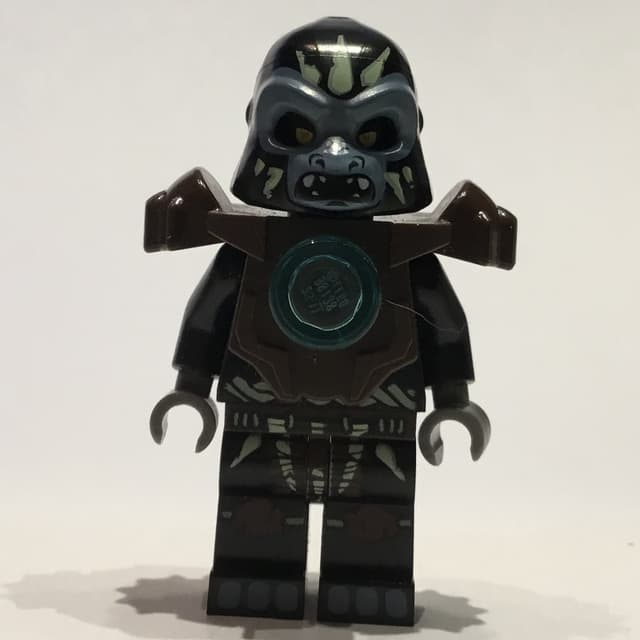 Gorzan with Dark Brown Shoulder Armor