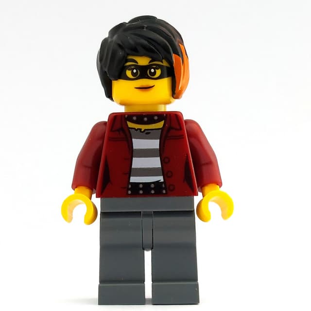 Criminal, Daisy Kaboom