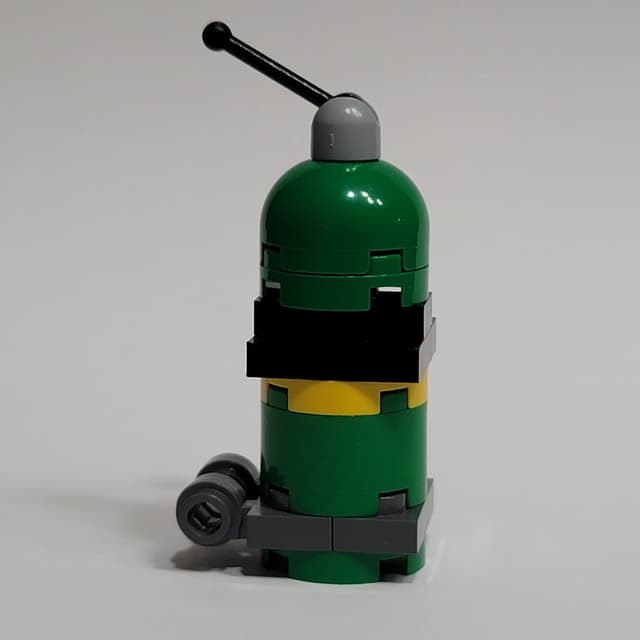 Astromech Droid, R1-G4, Plain Dome