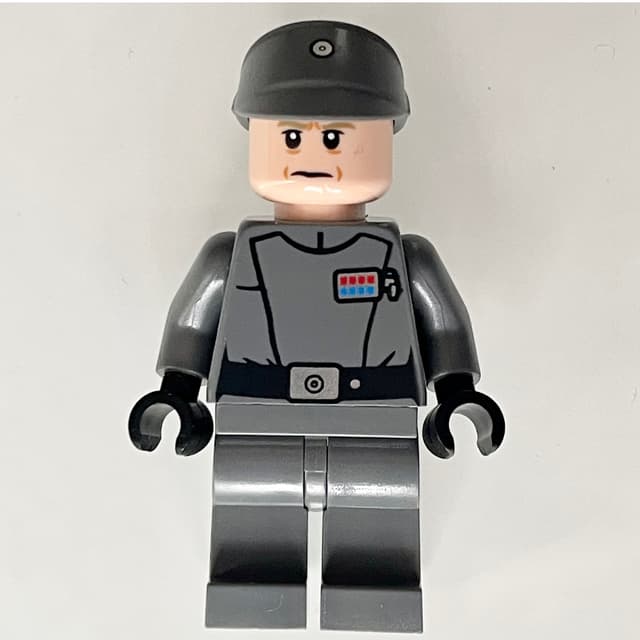 General Maximillian Veers, Cap