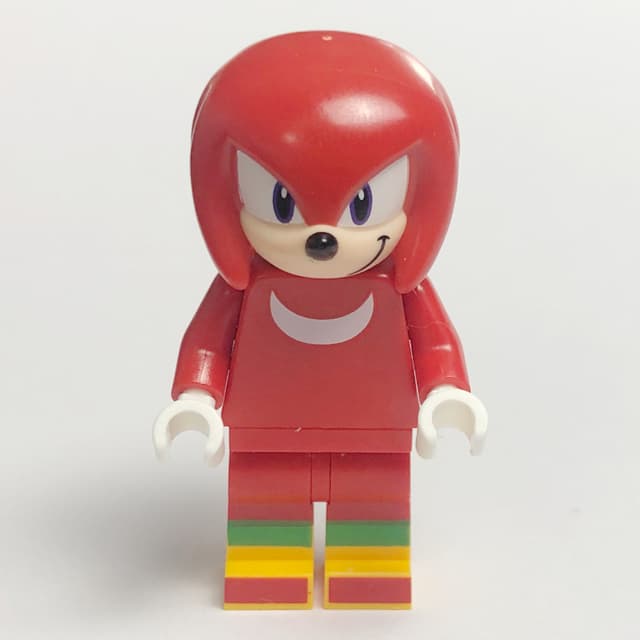 Knuckles, Closed Mouth