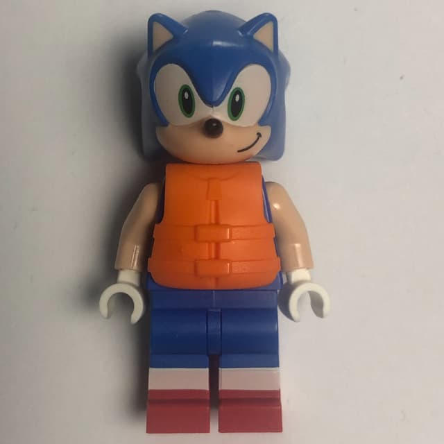 Sonic the Hedgehog, Light Nougat Face, Green Eyes, Orange Life Vest