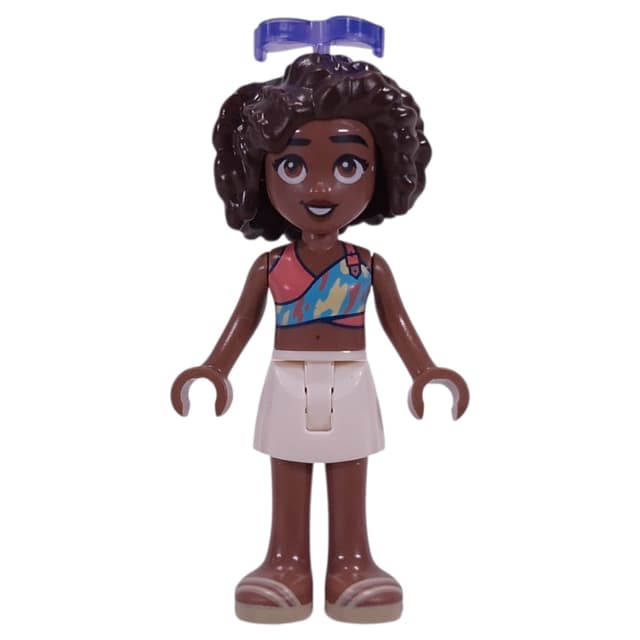 Aliya, Coral Top, White Skirt, Sunglasses